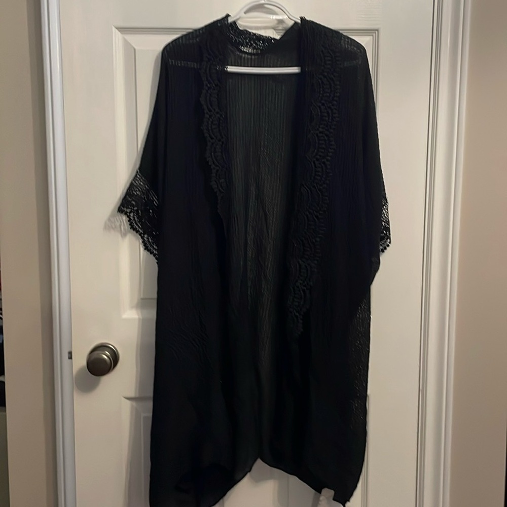 Eclipse Black Lace Edged Kimono, NWT